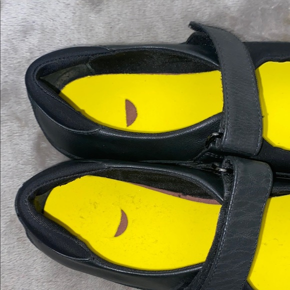 Women's Black Apex Mary Jane Shoes - Picture 6 of 9